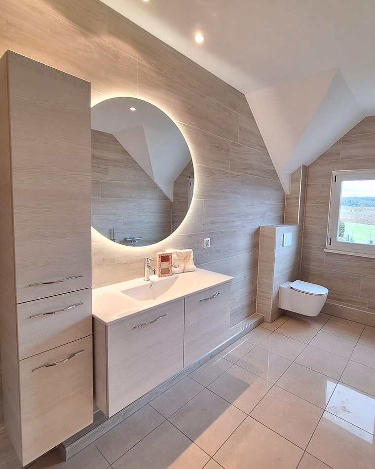 Rénovation d'une salle de bain dans un style contemporain dans le Haut-Rhin (68) photo après Rénovation d'une salle de bain dans un style contemporain dans le Haut-Rhin (68) photo après