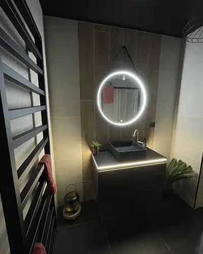 Une salle de bains qui ose le noir en Seine-Maritime (76), par Bichot Enerxia, photo après Une salle de bains qui ose le noir en Seine-Maritime (76), par Bichot Enerxia, photo après